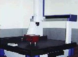 MITUTOYO 三座标测量机